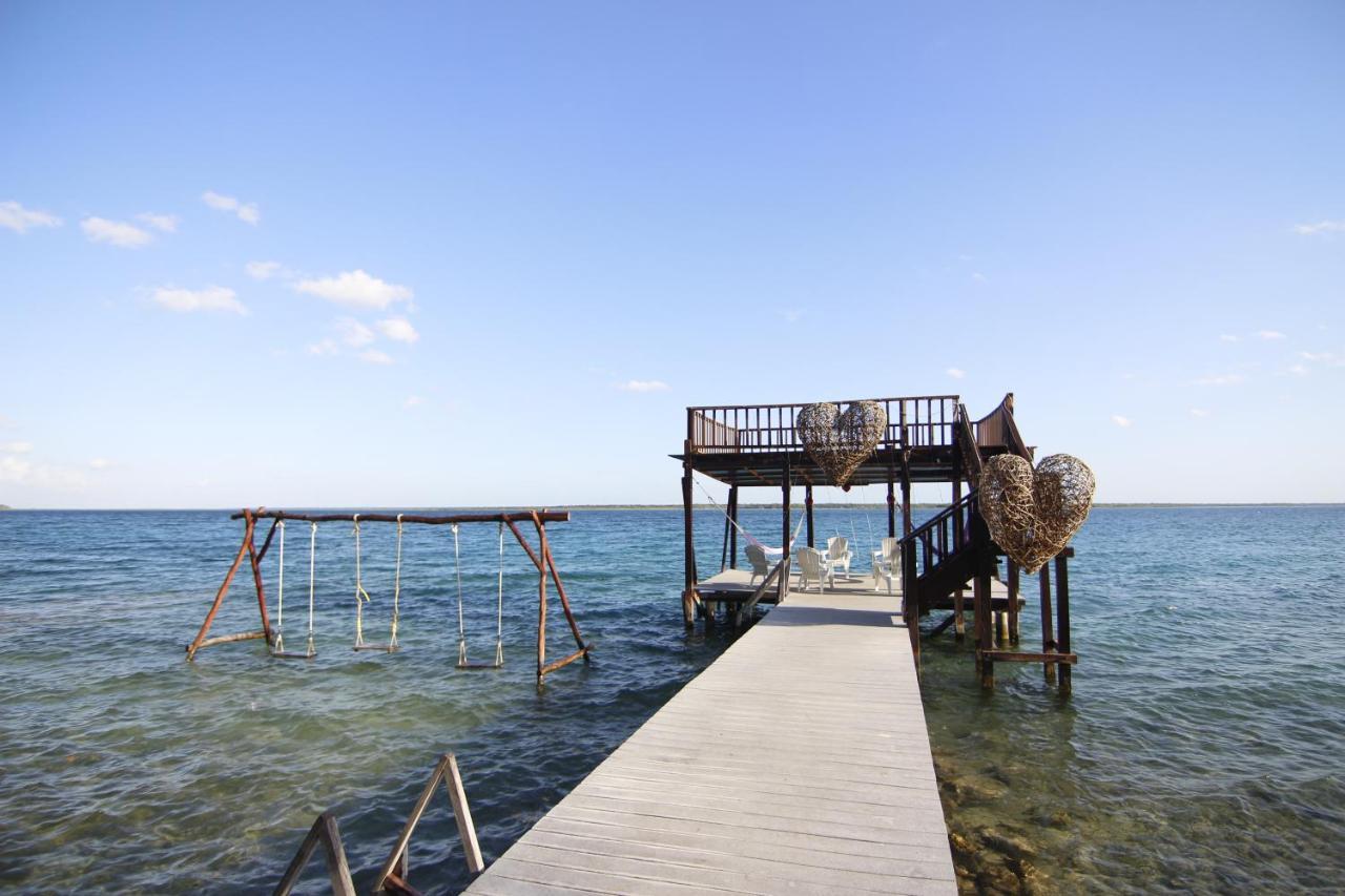 Coras Place Bacalar Lagoon Front Eksteriør bilde