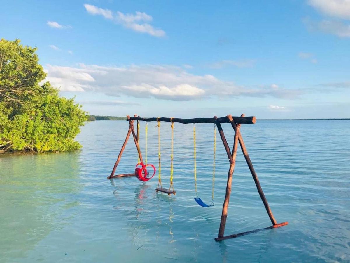 Coras Place Bacalar Lagoon Front Eksteriør bilde