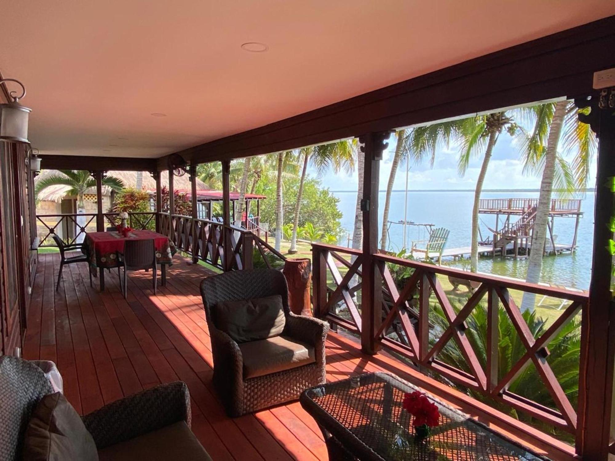 Coras Place Bacalar Lagoon Front Rom bilde