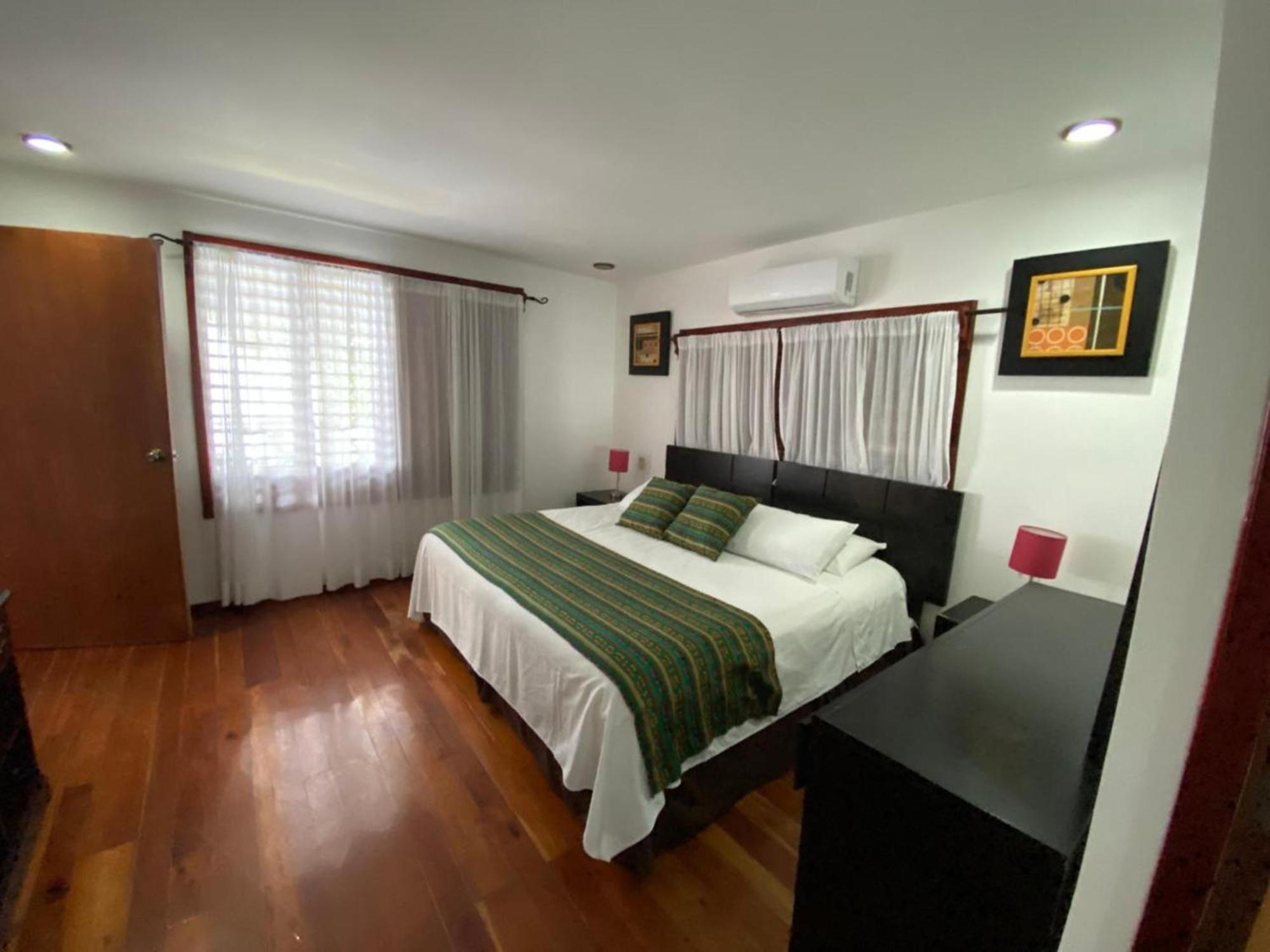 Coras Place Bacalar Lagoon Front Rom bilde