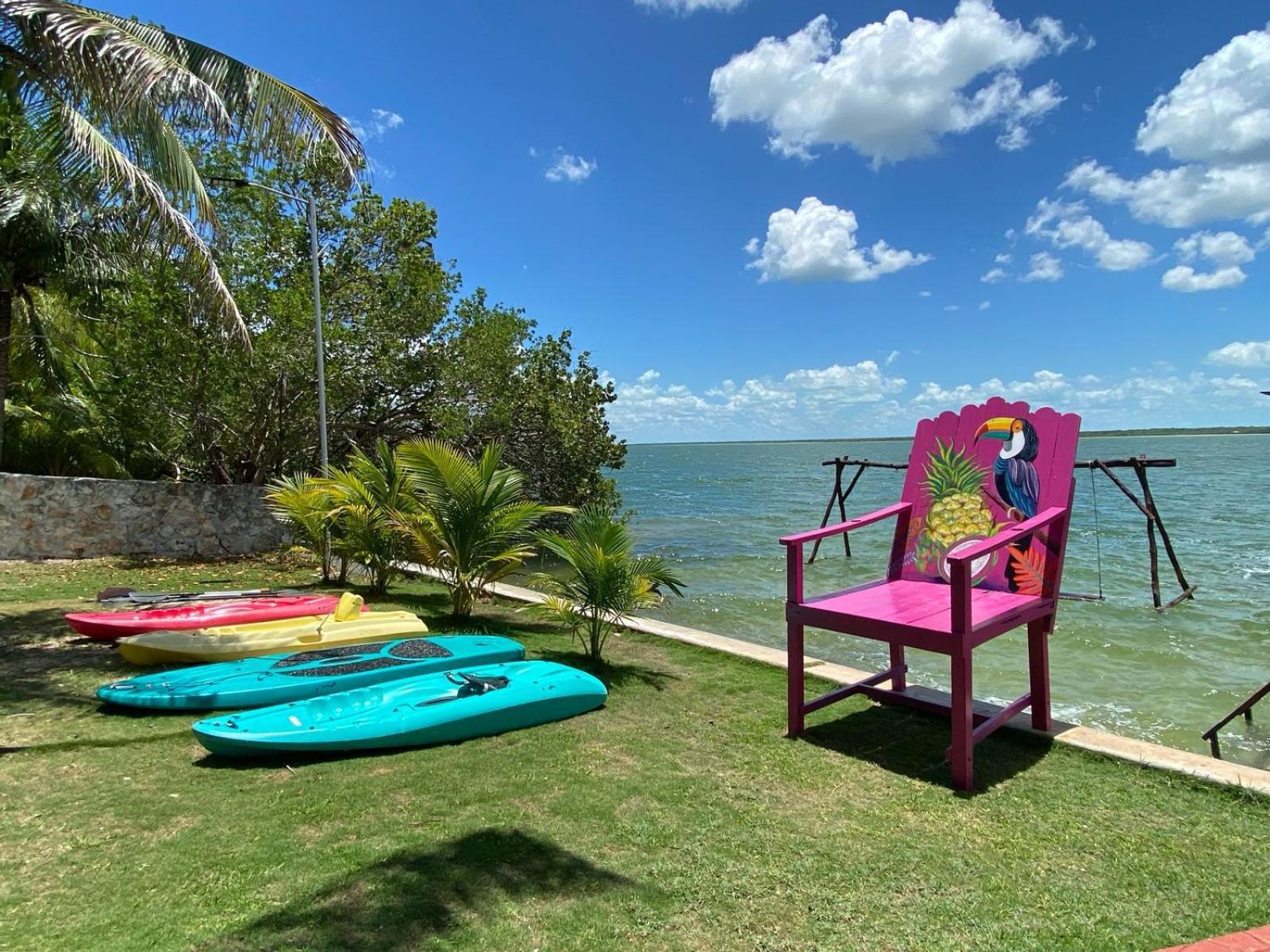 Coras Place Bacalar Lagoon Front Eksteriør bilde